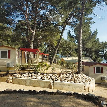 Victoria Mobilehome Camping Village Poljana Mali Lošinj Dış mekan fotoğraf